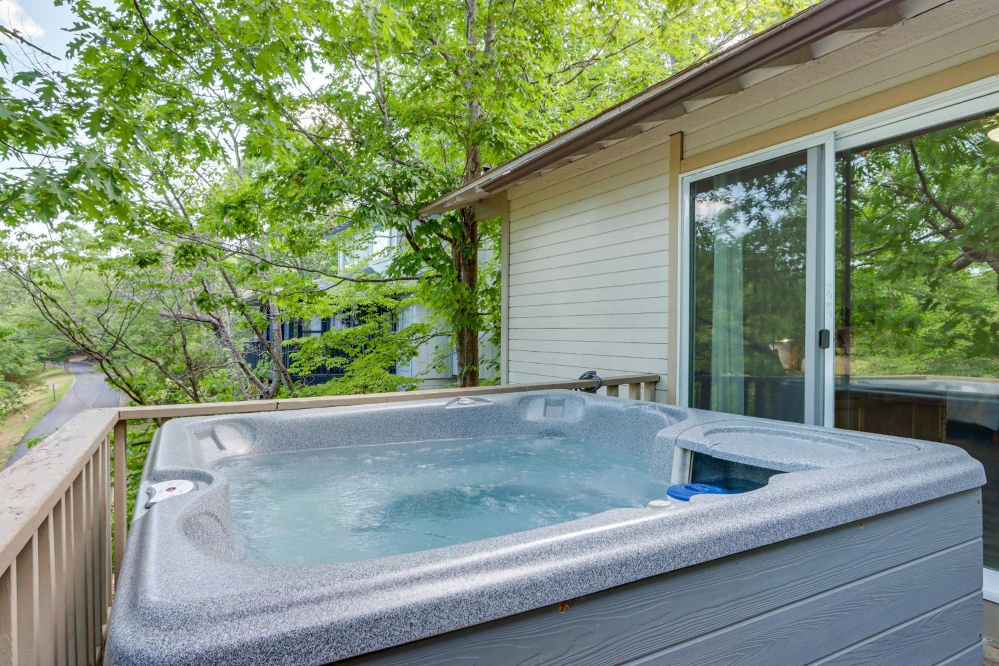 Hot Tub And Fire Pit Margaritaville Home! Osage Beach Buitenkant foto